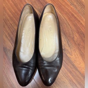 Vintage Gucci flats